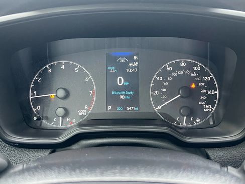 Used 2025 Toyota Corolla LE FWD image 14