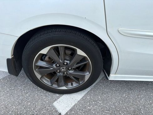 Used 2023 Honda Odyssey Elite image 10