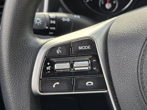 Used 2020 Kia Sorento FWD V6 image 29
