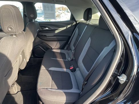 Used 2024 Chevrolet TrailBlazer LS image 39