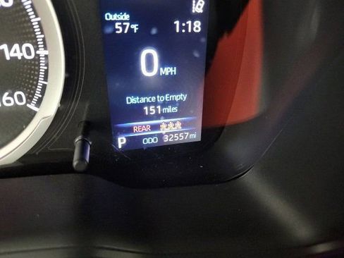 Used 2021 Toyota Corolla SE w/ SE Premium Package FWD image 29