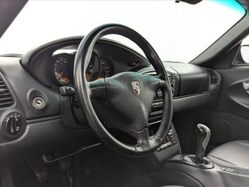 Used 2001 Porsche Boxster image 17
