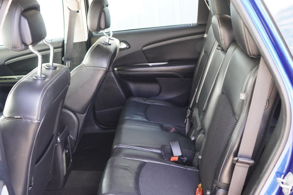 Used 2015 Dodge Journey Crossroad w/ Flexible Seating Group FWD image 27