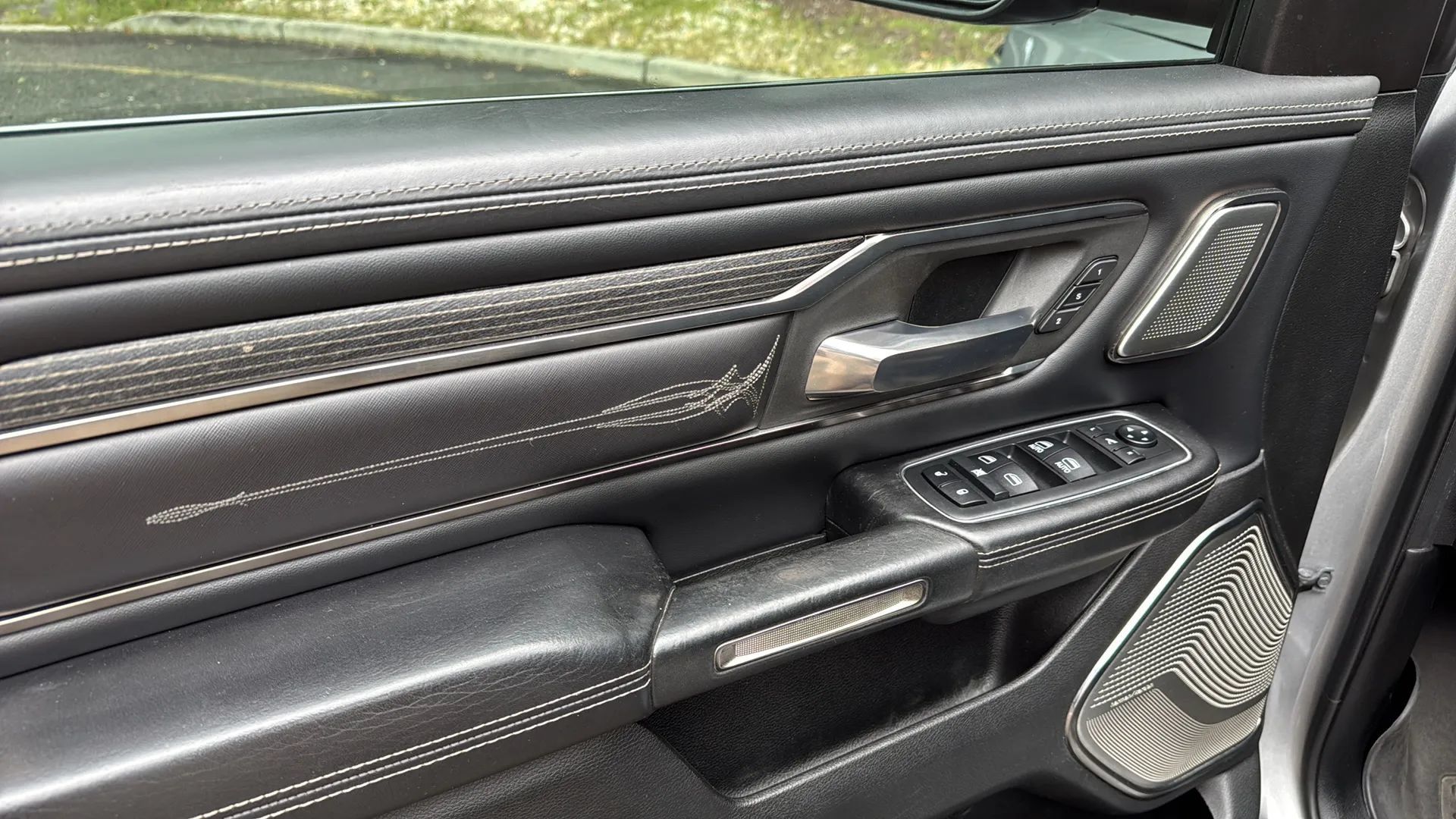 Used 2019 RAM 1500 Limited AWD/4WD image 14