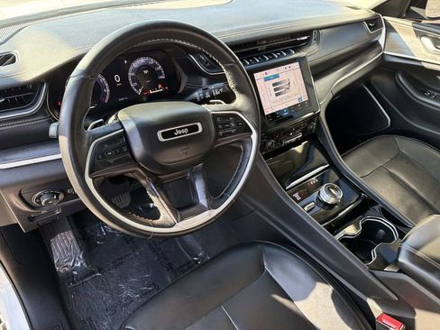 Used 2022 Jeep Grand Cherokee L Limited image 8