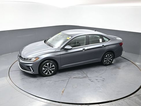 Used 2025 Volkswagen Jetta S FWD image 44