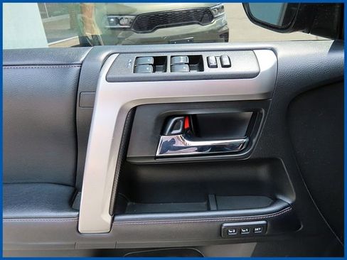 Used 2019 Toyota 4Runner Limited image 12