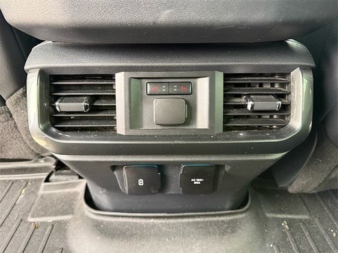 Used 2021 Ford F150 Lariat w/ Equipment Group 502A High image 15