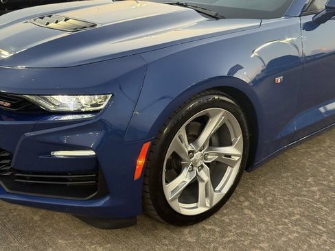 Used 2022 Chevrolet Camaro SS image 2