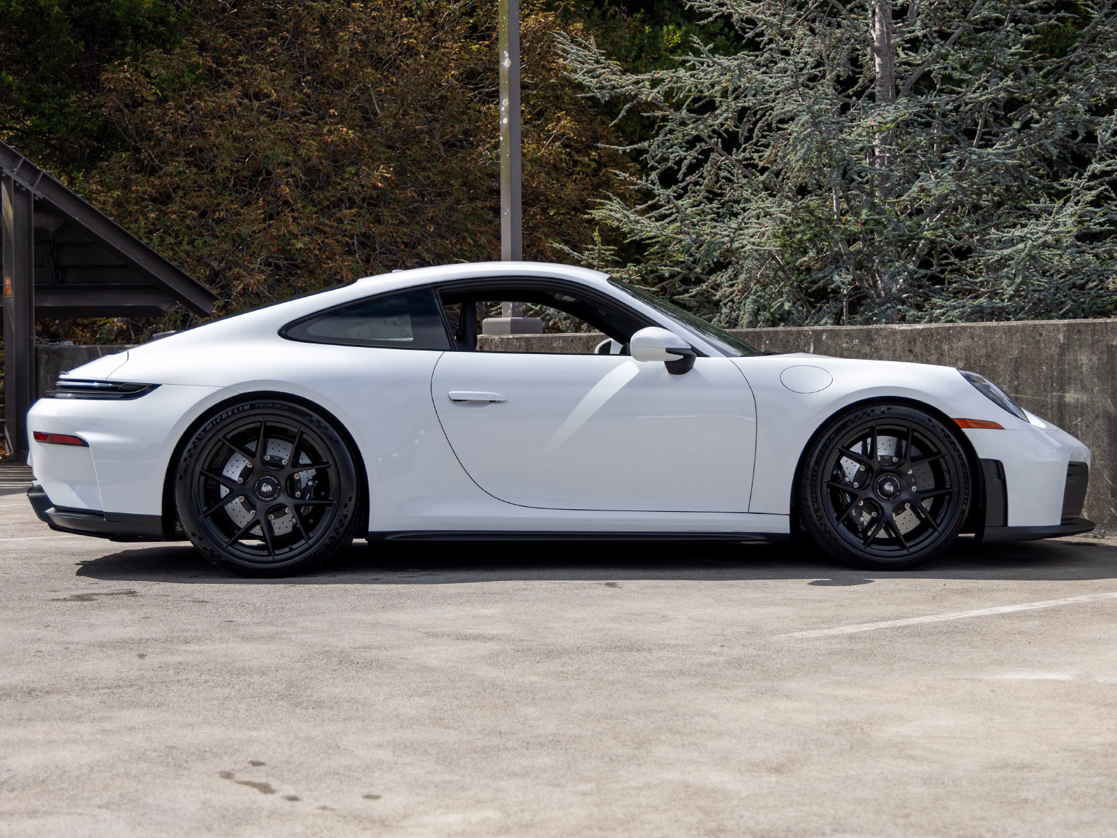 Used 2026 Porsche 911 GT3 RWD image 12