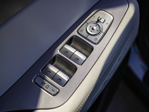 Used 2025 Hyundai Palisade SEL FWD image 19
