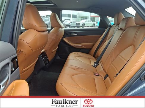 Certified 2021 Toyota Avalon Limited w/ Advanced Safety Package FWD image 10