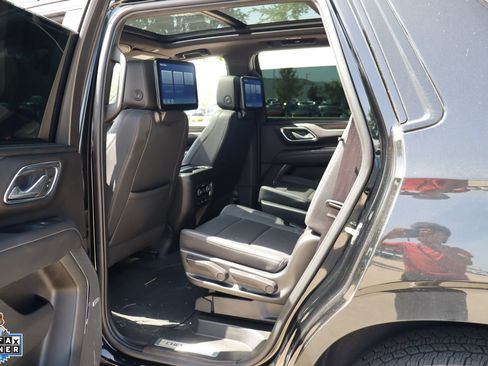 Used 2023 Chevrolet Tahoe Z71 w/ Luxury Package AWD/4WD image 24