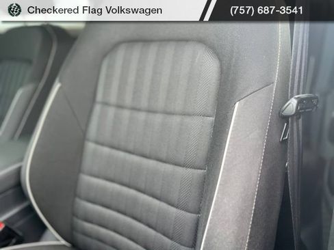 Used 2024 Volkswagen Jetta Sport FWD image 20