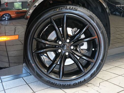 Used 2016 Dodge Challenger R/T Plus RWD image 51