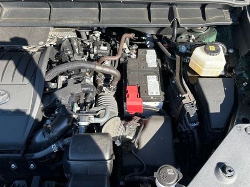Used 2024 Toyota Highlander XLE image 84