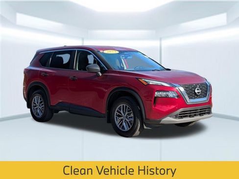 Used 2023 Nissan Rogue S image 5