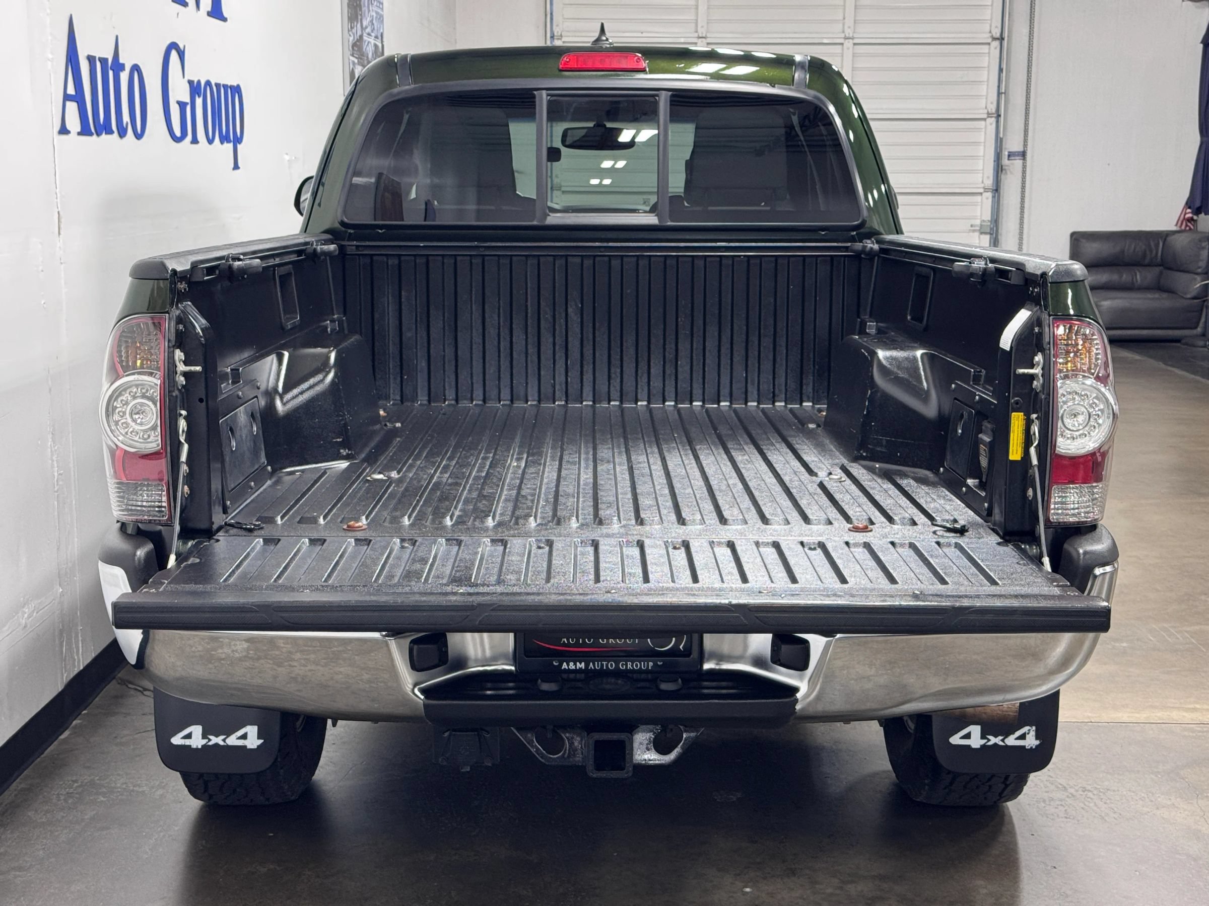 Used 2012 Toyota Tacoma 4x4 Access Cab V6 w/ TRD Off-Road Pkg image 7