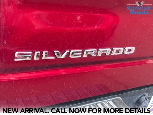Used 2022 Chevrolet Silverado 1500 Custom w/ Safety Confidence Package RWD image 10