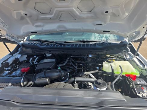 New 2026 Ford F350 XLT w/ FX4 Off-Road Package AWD/4WD image 23
