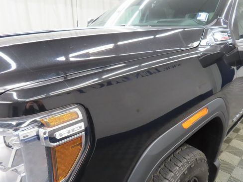 Used 2023 GMC Sierra 2500 Denali w/ Denali Black Diamond Edition image 43