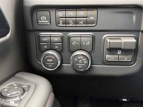 New 2026 Chevrolet Tahoe RST image 19