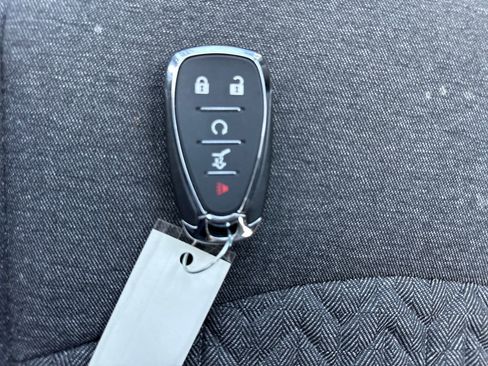 Used 2024 Chevrolet Equinox LT w/ Driver Convenience Package AWD/4WD image 24