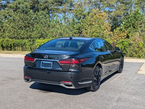 Used 2021 Lexus LS 500 w/ Accessory Package (Z2) image 5