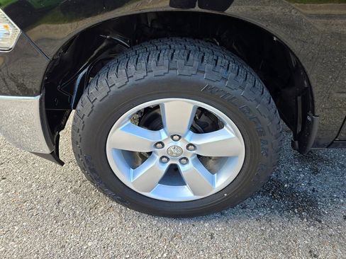 Used 2019 RAM 1500 Big Horn AWD/4WD image 12