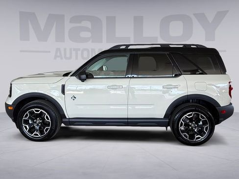 Certified 2025 Ford Bronco Sport Outer Banks w/ Outer Banks Tech Package+ image 2