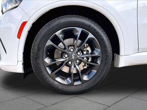 Used 2022 Dodge Durango GT RWD image 11