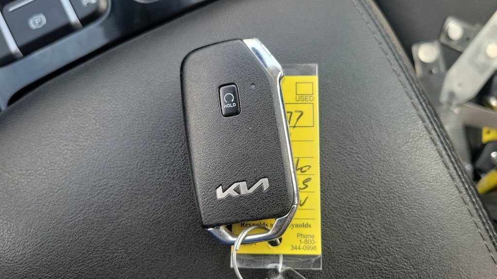 Used 2023 Kia Sorento SX AWD/4WD image 24