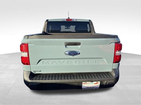 Used 2022 Ford Maverick XL image 4