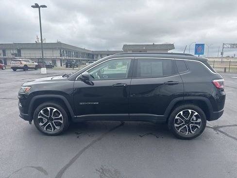 Used 2022 Jeep Compass Limited image 7