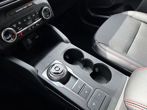 New 2026 Ford Escape ST-Line Select w/ Equipment Group 401A AWD/4WD image 18