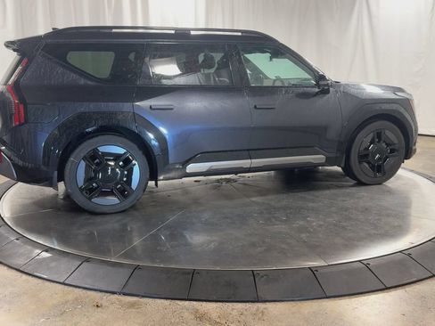 New 2026 Kia EV9 GT-Line AWD/4WD image 2
