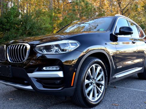Used 2018 BMW X3 xDrive30i image 2
