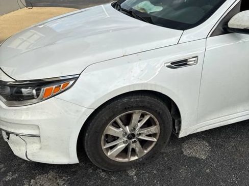 Used 2018 Kia Optima LX FWD image 16