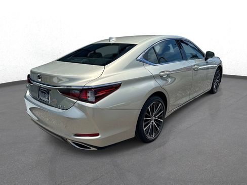 Used 2022 Lexus ES 350 w/ Premium Package FWD image 3