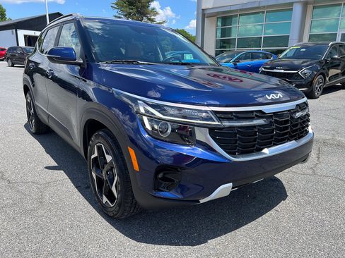Used 2024 Kia Seltos EX AWD/4WD image 10