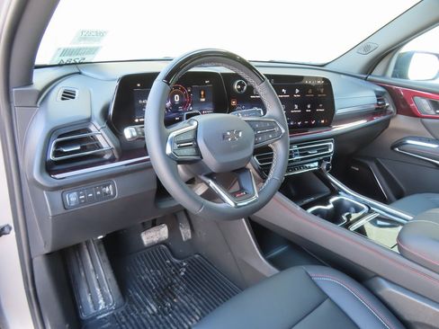 New 2026 Chevrolet Traverse Z71 w/ Enhanced Driving Package image 21