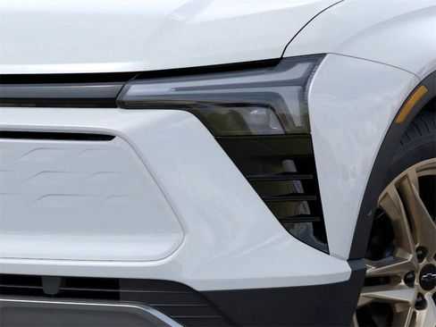 New 2026 Chevrolet Blazer EV LT w/ LPO, Tech Bronze Package image 10