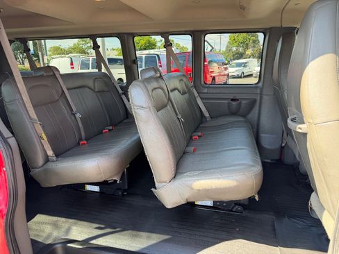 Used 2021 Chevrolet Express 3500 LS w/ Cold Climate Package RWD image 10