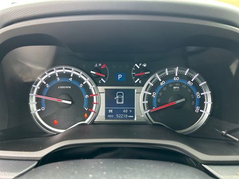 Used 2019 Toyota 4Runner SR5 Premium image 16