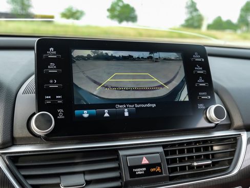 Used 2019 Honda Accord Sport image 21