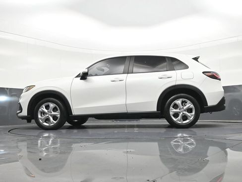 Used 2023 Honda HR-V LX image 25