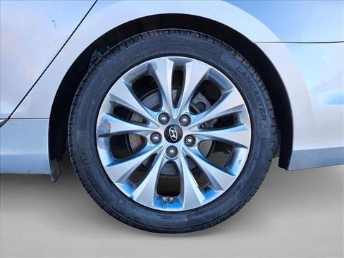 Used 2013 Hyundai Azera image 23