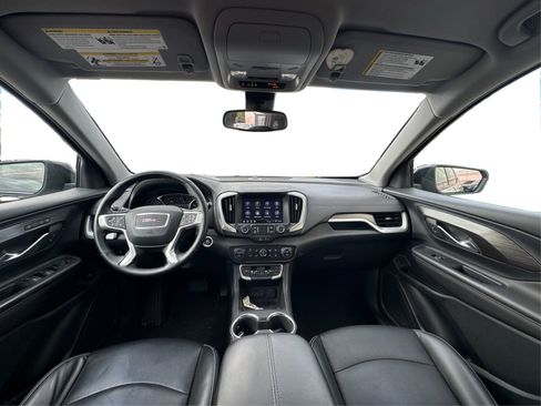 Used 2023 GMC Terrain SLT w/ Tech Package image 27