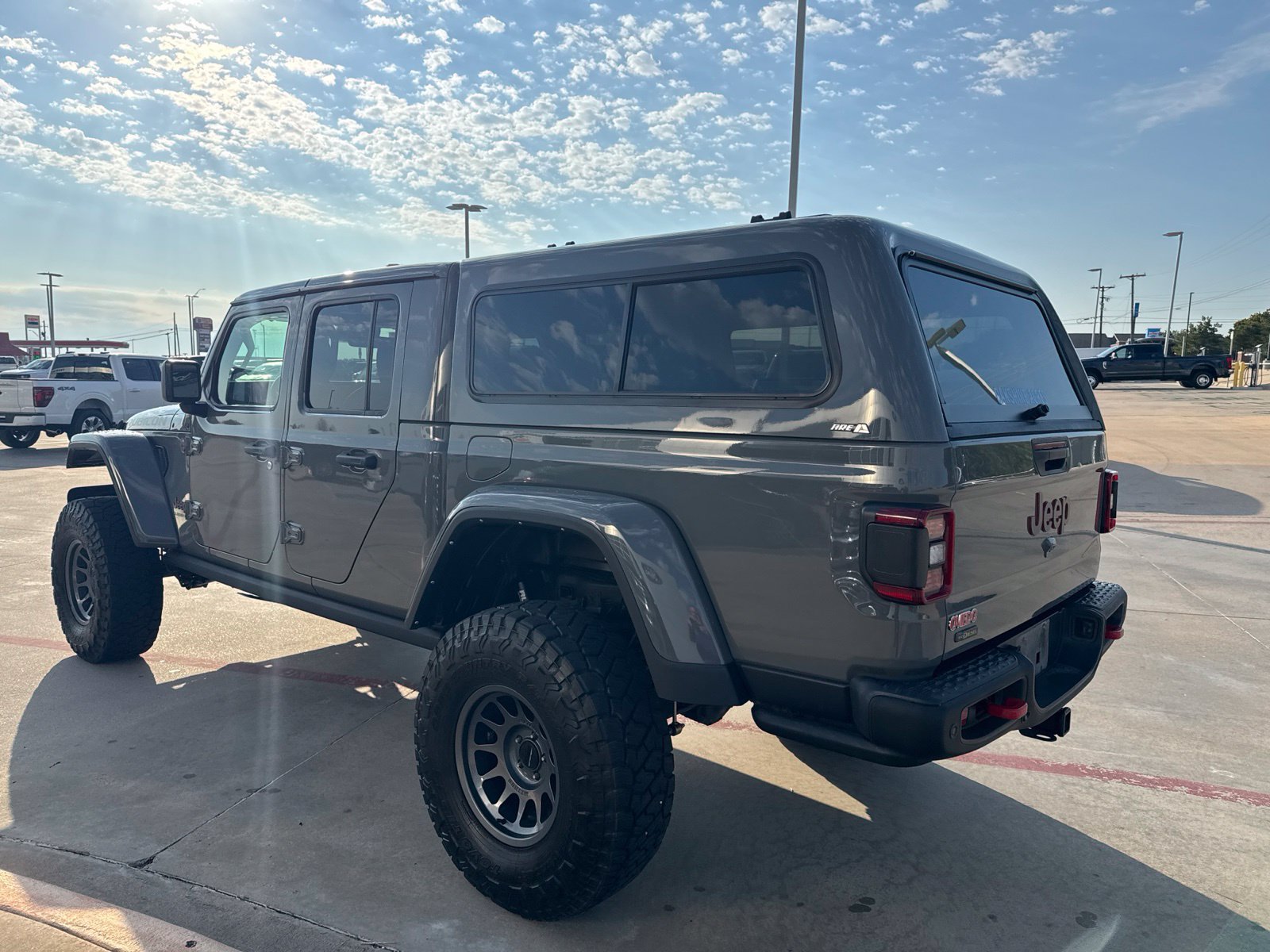 Used 2021 Jeep Gladiator Rubicon AWD/4WD image 7