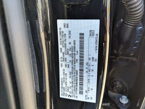 Used 2024 Ford F350 Platinum image 40